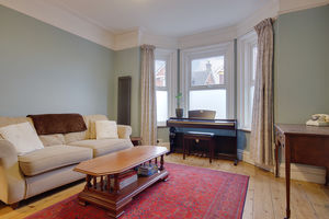 Lounge- click for photo gallery